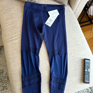 Navy blue workout leggings